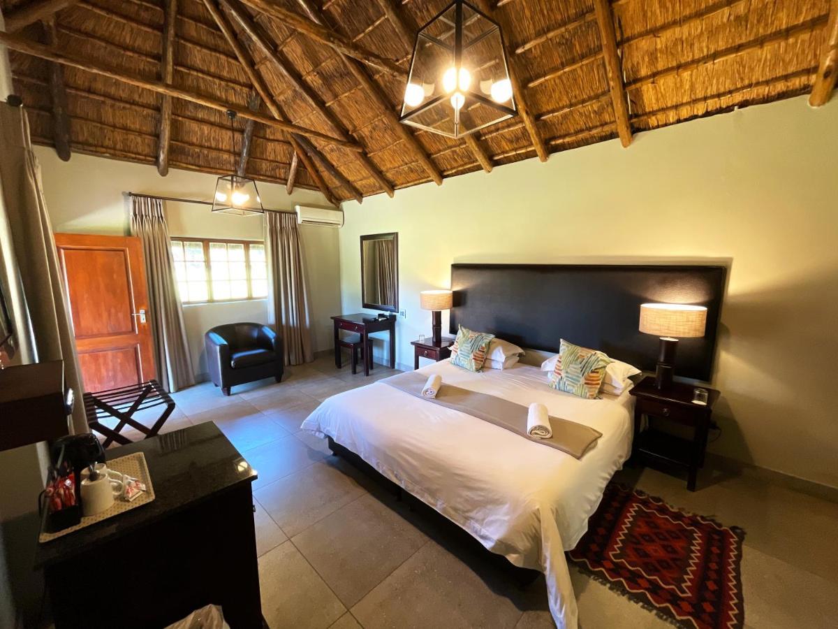 Mongena Private Game Lodge Rust de Winter Exterior foto